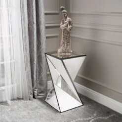 Amiel Geometrical Mirrored Side Table Silver - Christopher Knight Home